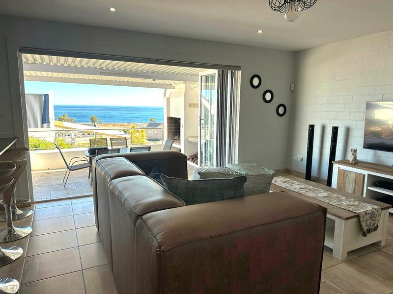 4 Bedroom Property for Sale in Da Gama Bay Western Cape